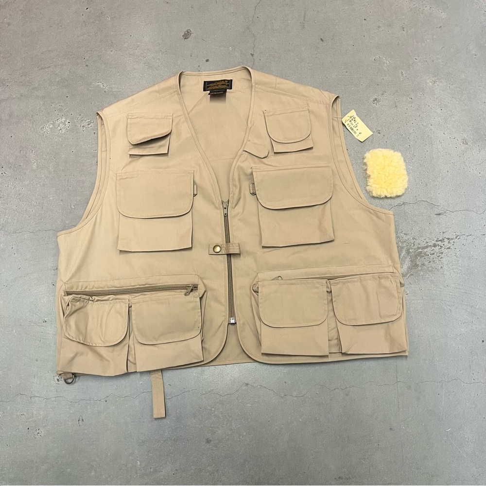 Vintage Eddie Bauer Fly fishing vest tagged size XL nwt 90s